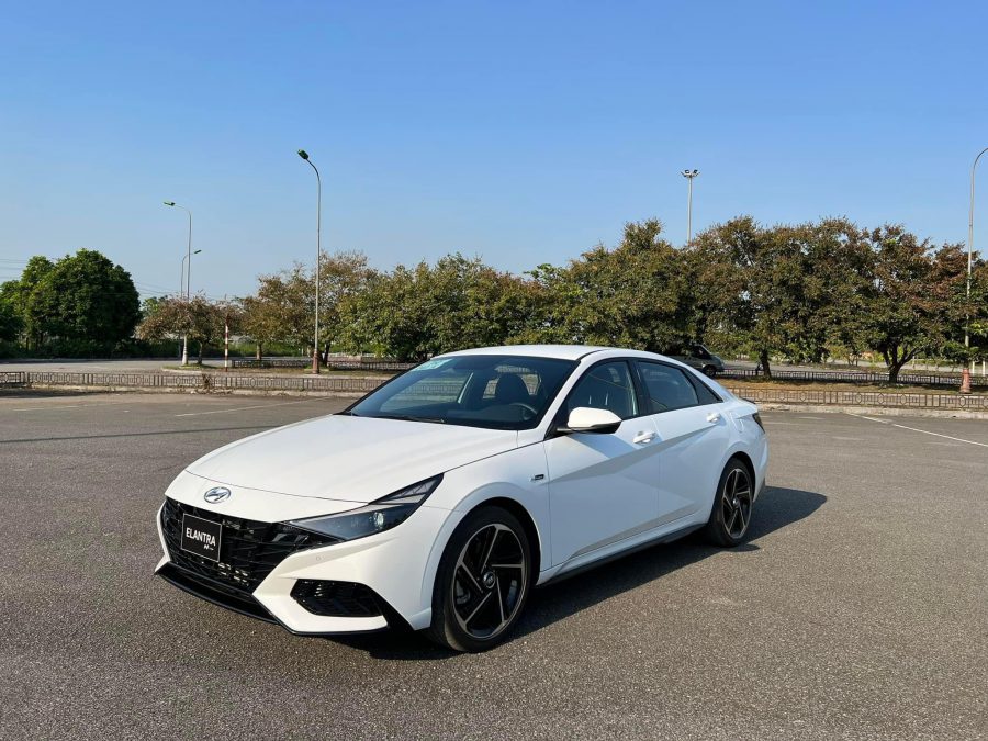 Elantra Nline